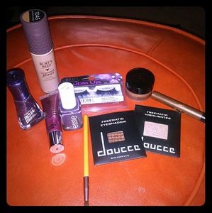 Sold Too faced,doucce,name brand make up lot